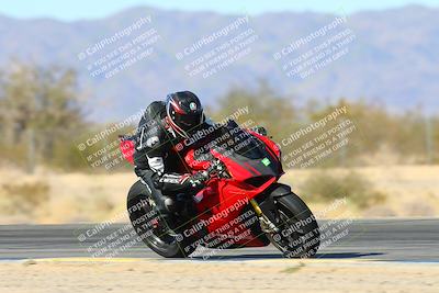 media/Jan-13-2025-Ducati Revs (Mon) [[8d64cb47d9]]/4-C Group/Session 3 (Turn 7 Inside)/